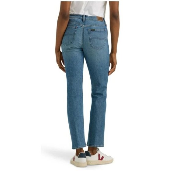 Lee Regular Fit Straight Leg Mid Rise Jeans Women's Size 6 Medium‎ Wash Western - Picture 2 of 12